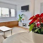 Menendez Pelayo 55 - Monabri * Santender