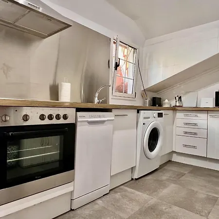 Menendez Pelayo 55 - Monabri *